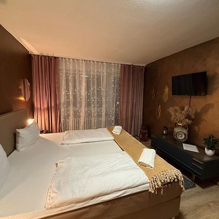 Haus Zum Guten Hirten Steinsfeld Екстериор снимка