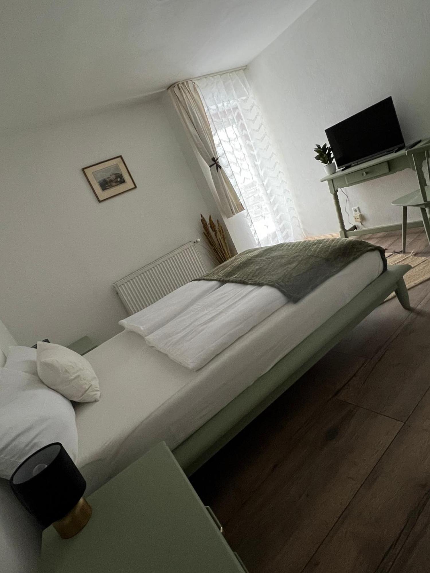 Haus Zum Guten Hirten Steinsfeld Екстериор снимка