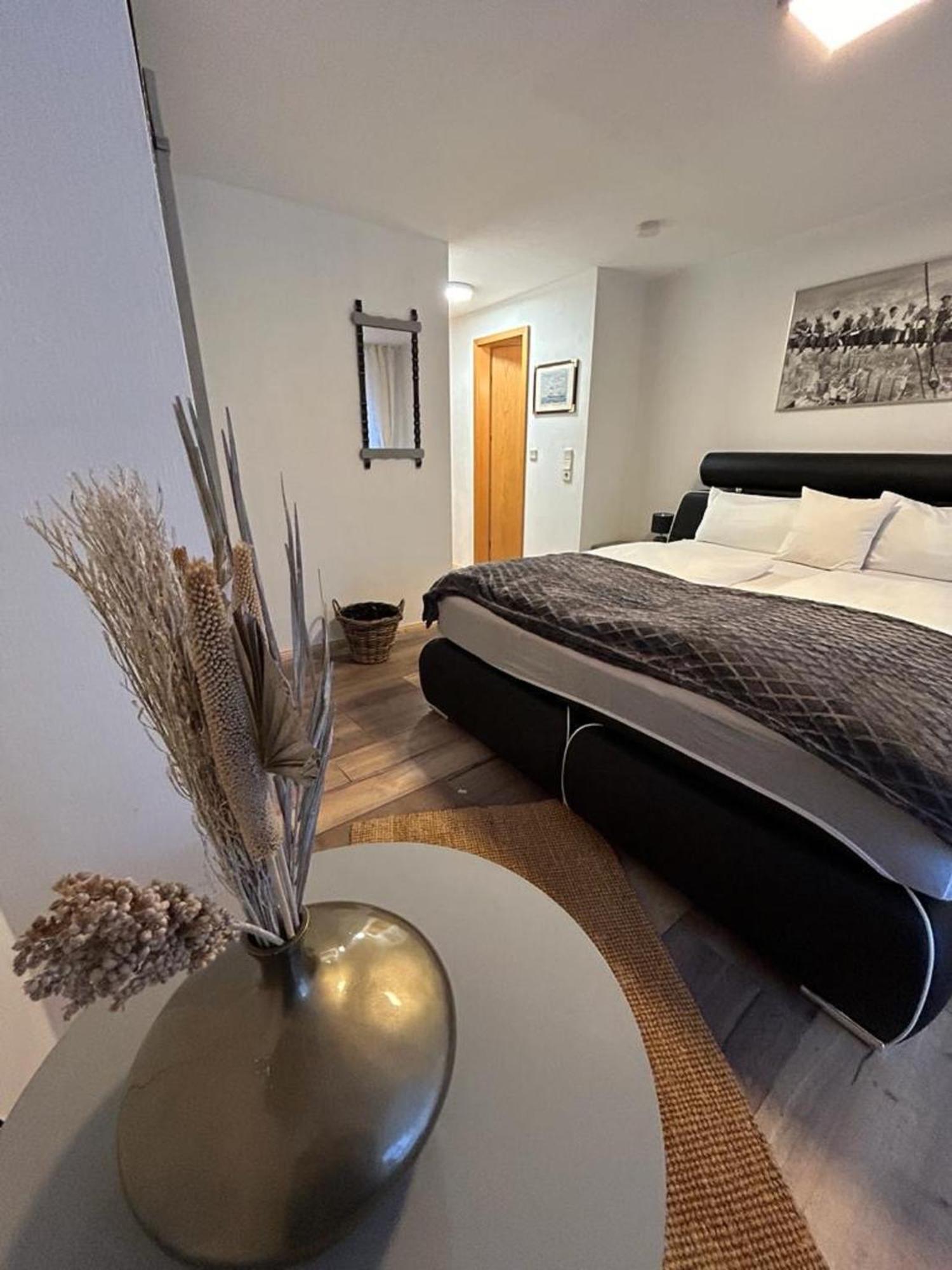 Haus Zum Guten Hirten Steinsfeld Екстериор снимка